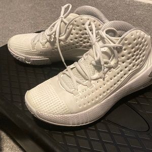 Barely used Under Armour Hovr Havoc Size 6.5
